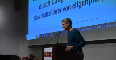 Ludger Elfgen beim Empfang zum 111-jährigen des SKF Augsburg